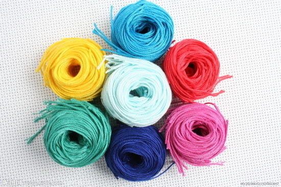POM POM Guarnição Ball Dyeable